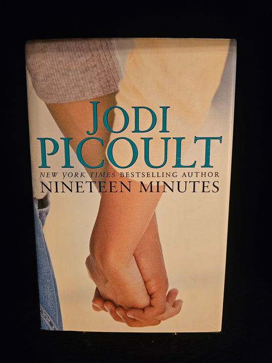Nineteen Minutes by Jodi Picoult